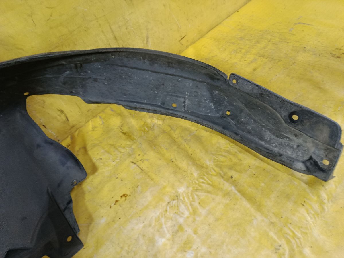 Подкрылок на Subaru Legacy Wagon BP5 EJ20 Фото 2