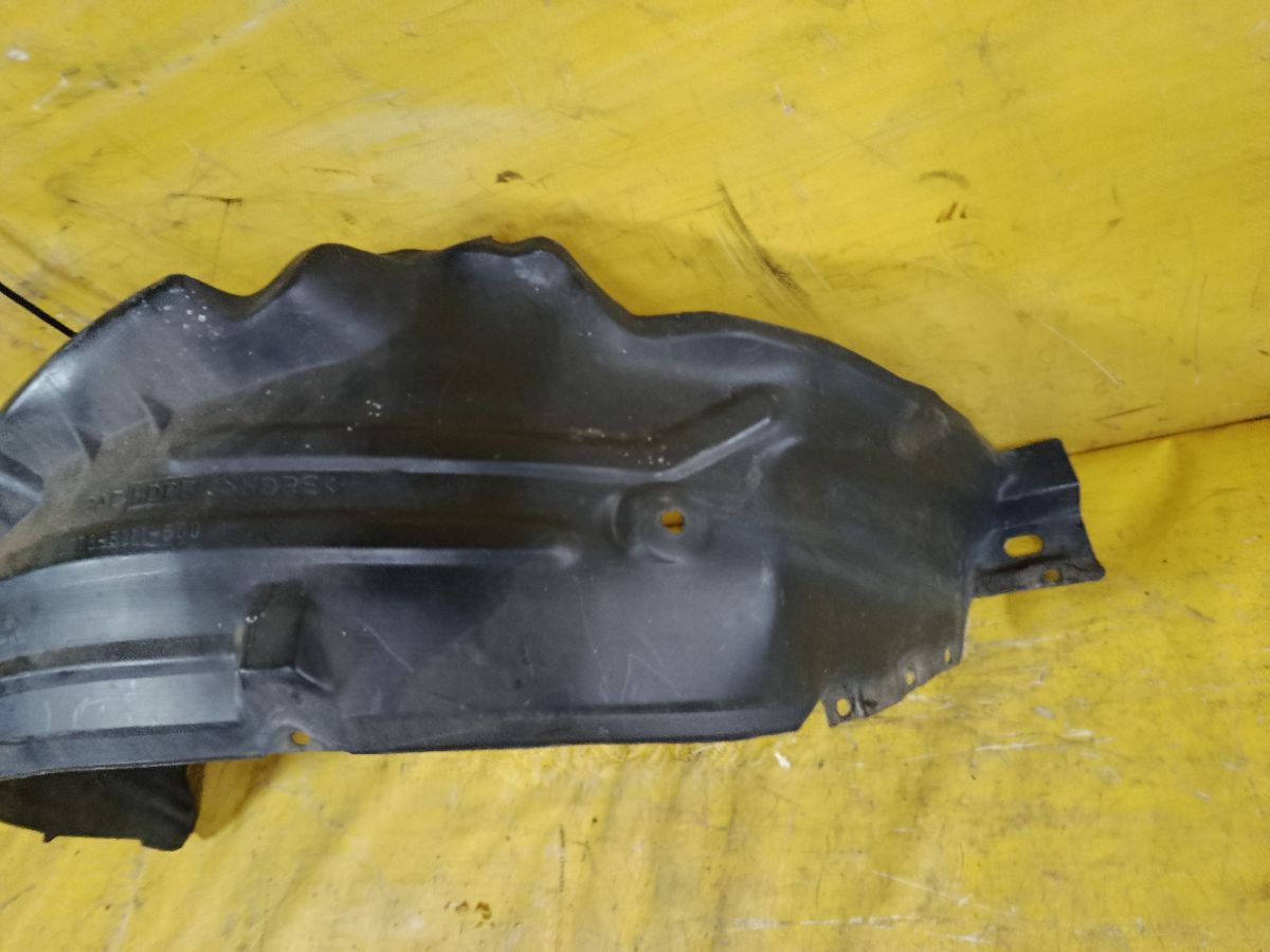 Подкрылок на Nissan Sunny FB15 QG15DE Фото 3