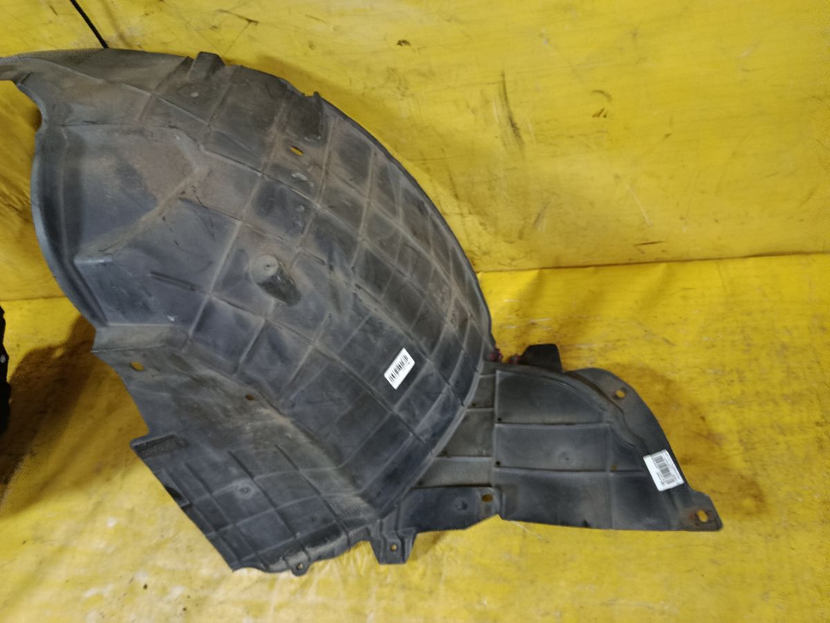 Подкрылок 63841-ED050 на Nissan Tiida C11 HR15DE Фото 2