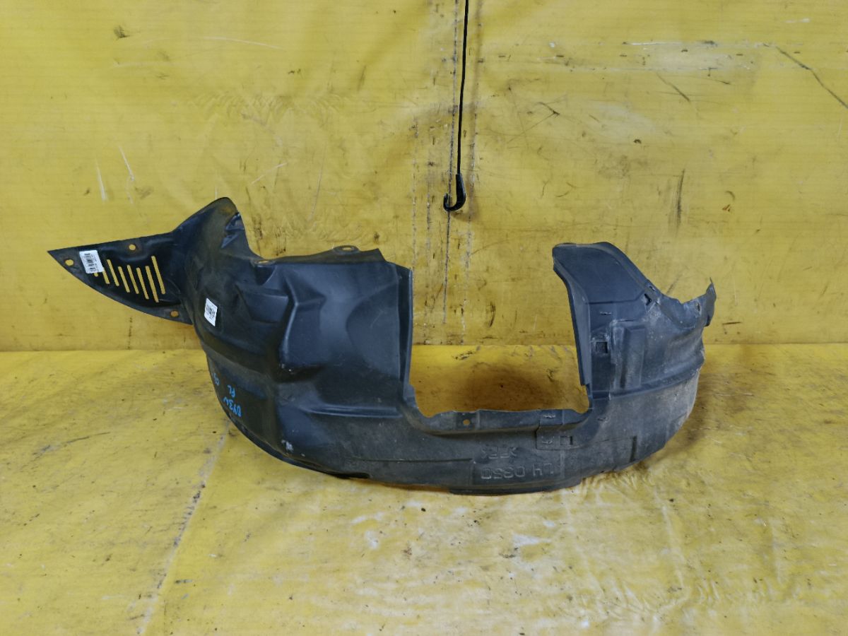 Подкрылок D3505614YJ, D3505614YK, D3505614YL, D3505614YM на Mazda Demio DY3W ZJ-VE Фото 1