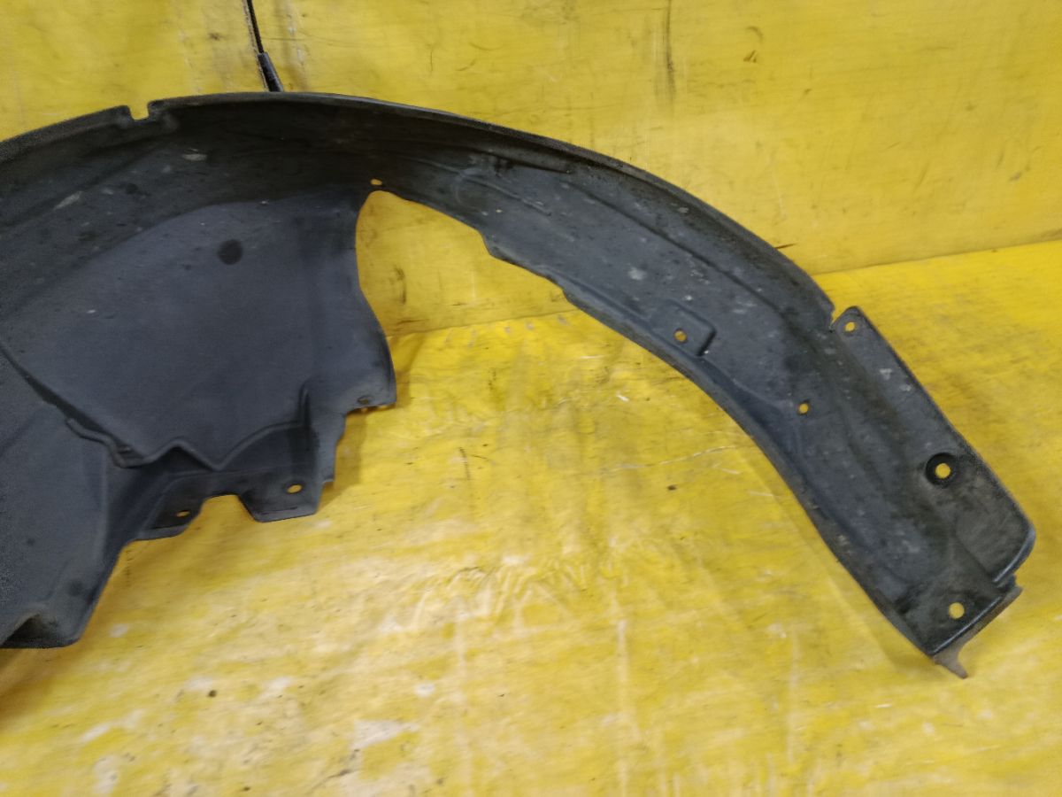 Подкрылок на Subaru Legacy Wagon BP5 EJ20 Фото 2