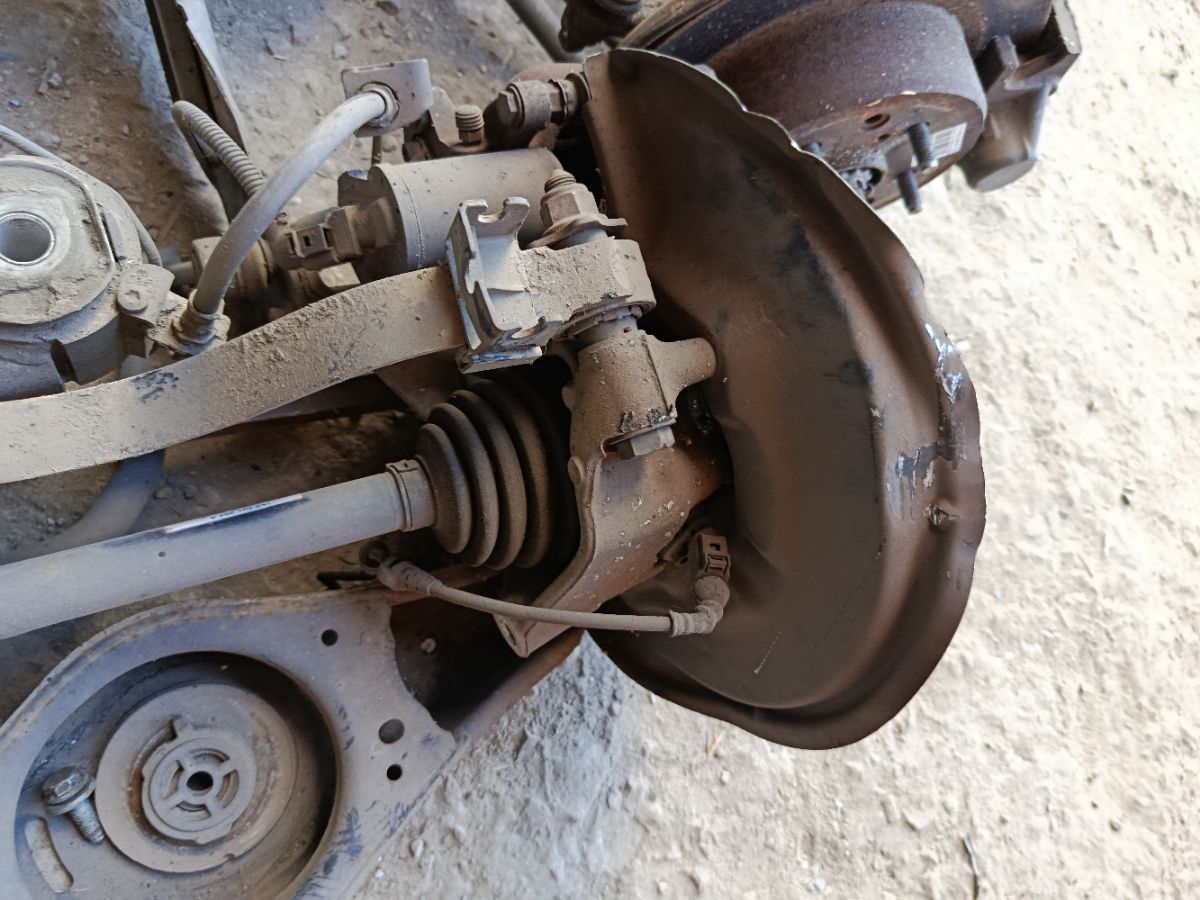 Балка подвески 3C0505235S, 1K0501204A, 1K0907554K на Volkswagen Passat 3С Фото 11