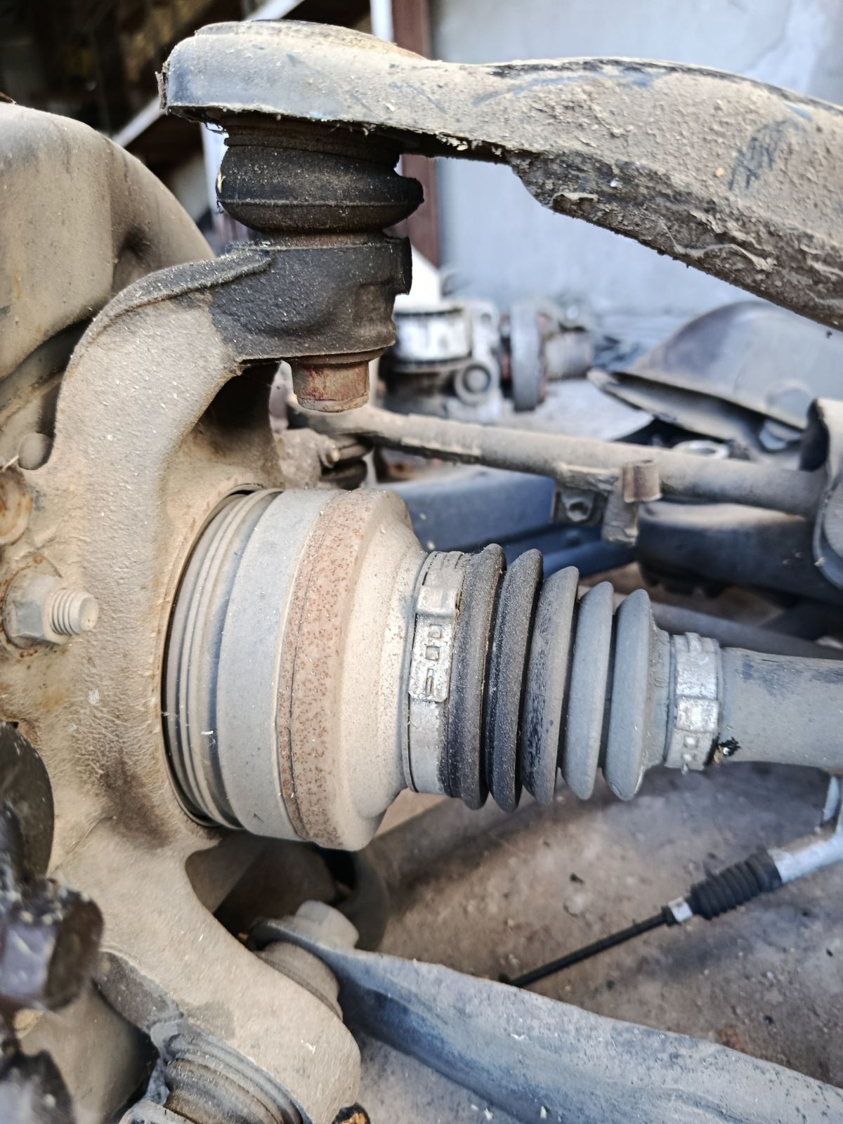 Балка подвески 51206-51030, 51206-53020 на Toyota Progres JCG10 1JZ-FSE Фото 4