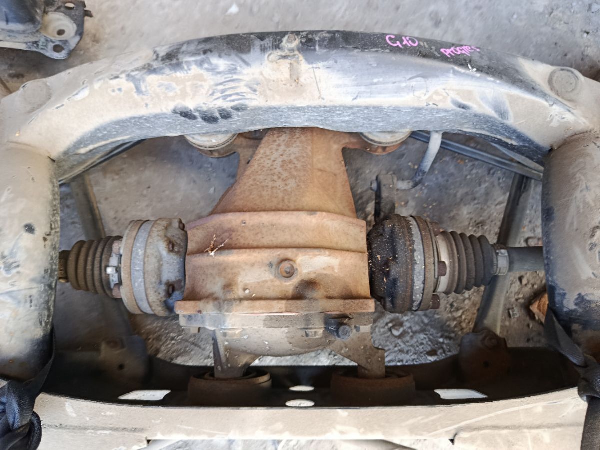 Балка подвески 51206-51030, 51206-53020 на Toyota Progres JCG10 1JZ-FSE Фото 10