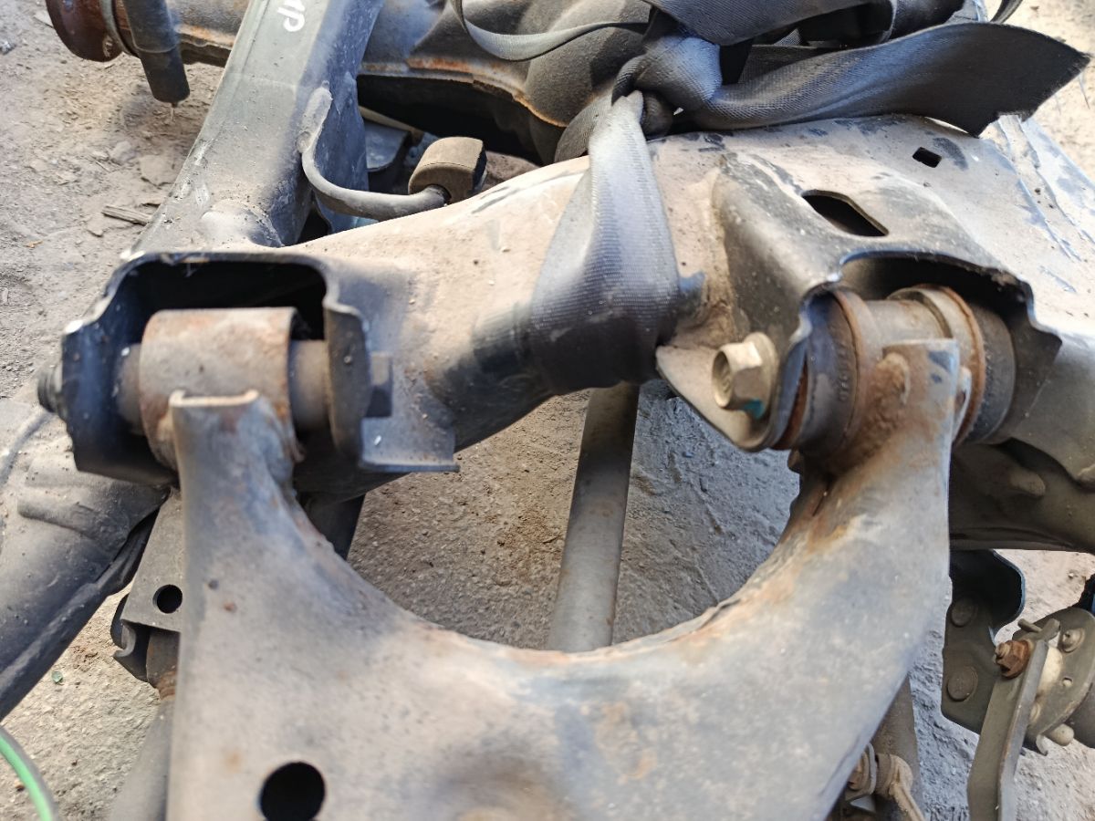 Балка подвески на Subaru Impreza GP3 FB16 Фото 6