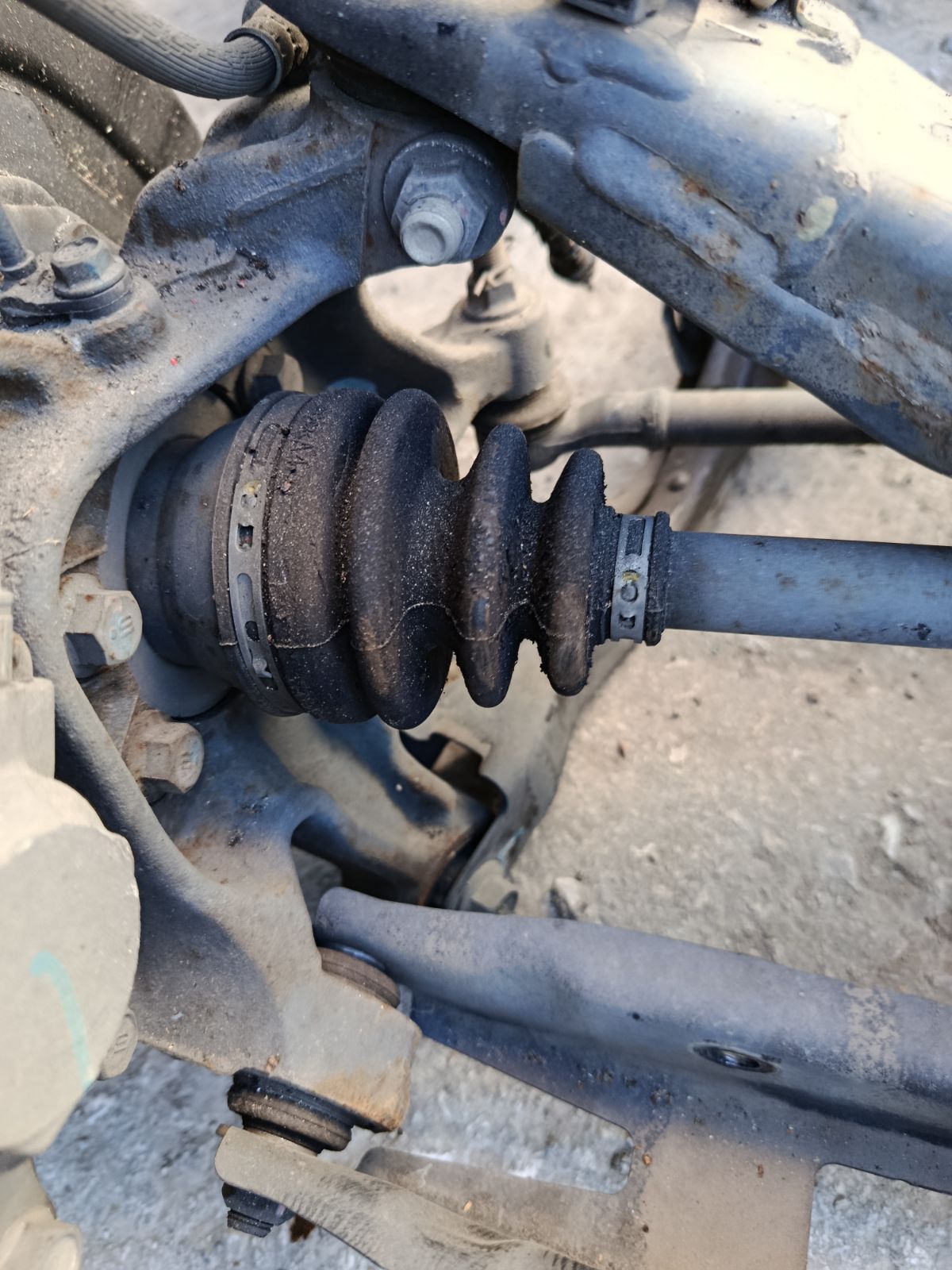 Балка подвески на Subaru Impreza GP3 FB16 Фото 7