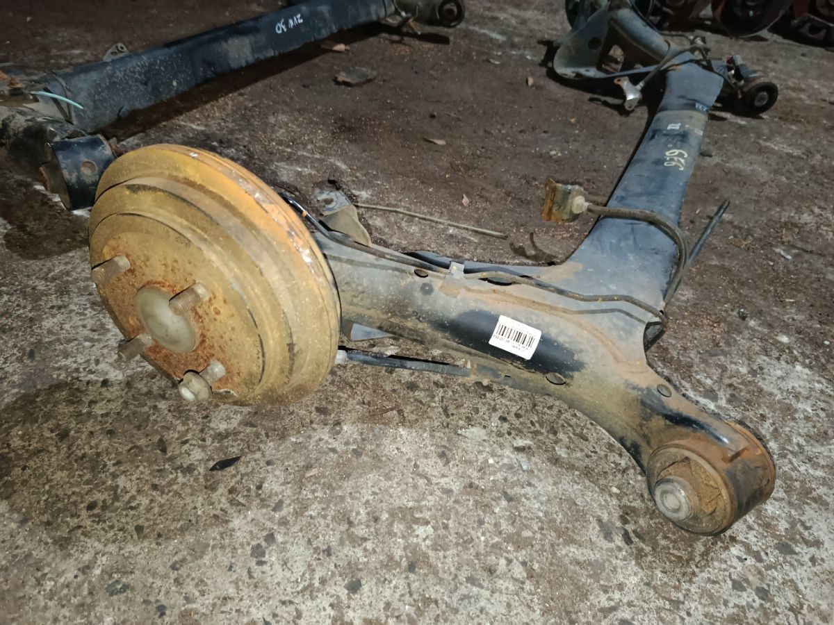 Балка подвески на Honda Fit GE6 L13A Фото 3
