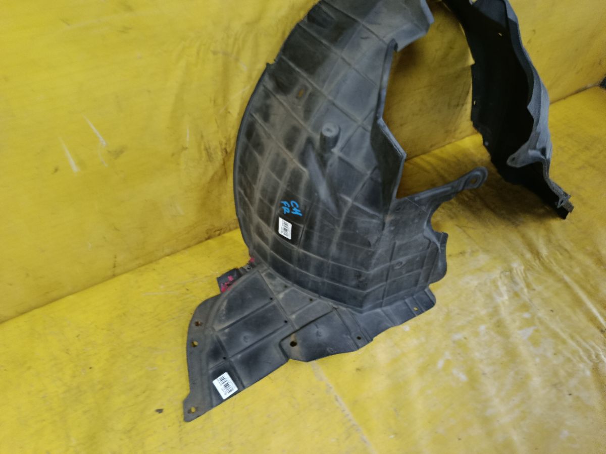 Подкрылок 63840-ED05C на Nissan Tiida C11 HR15DE Фото 3