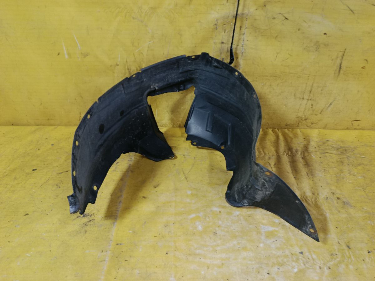 Подкрылок D3505613YJ, D3505613YK, D3505613YL, D3505613YM на Mazda Demio DY3W ZJ-VE Фото 1