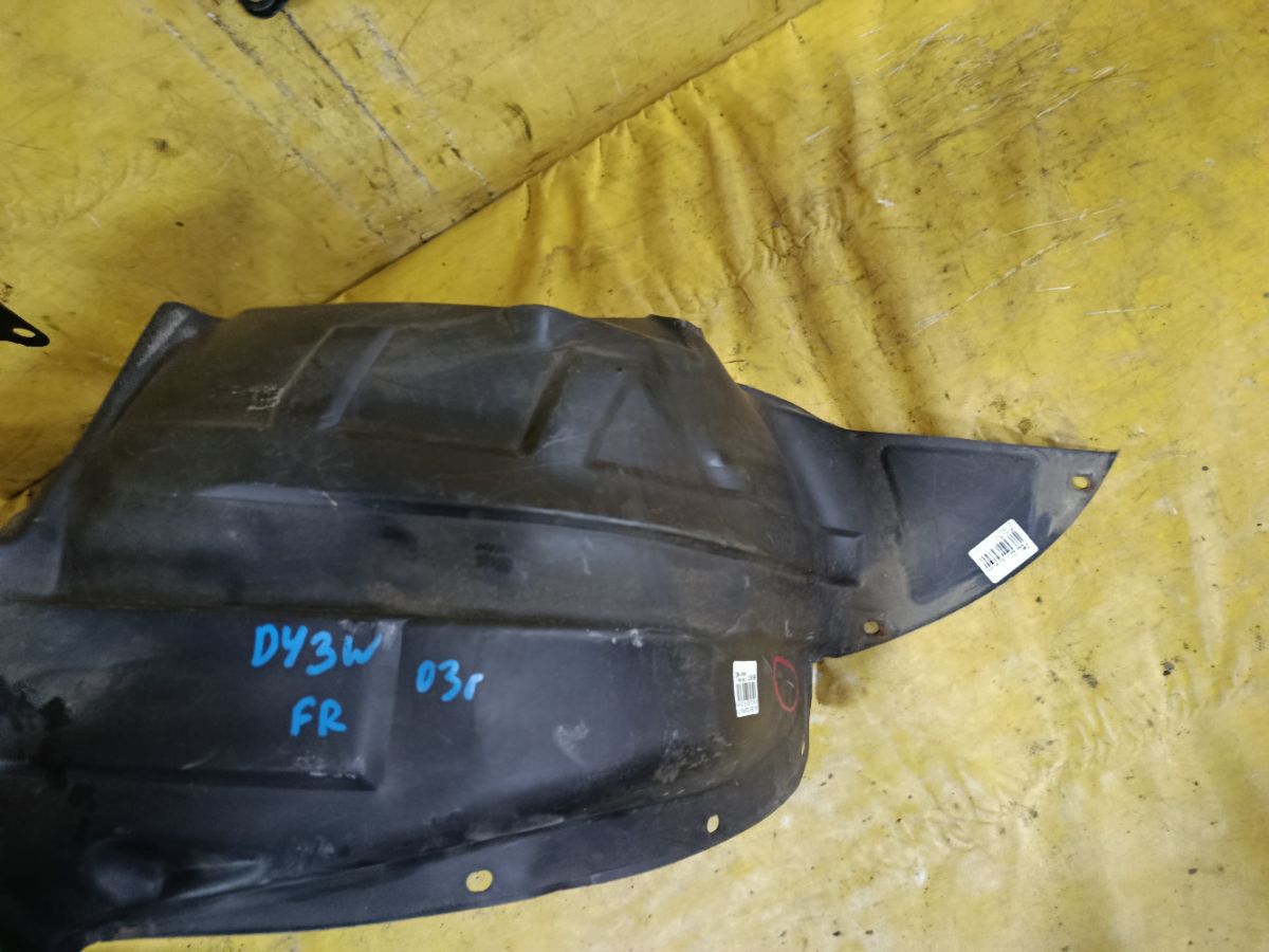 Подкрылок D3505613YJ, D3505613YK, D3505613YL, D3505613YM на Mazda Demio DY3W ZJ-VE Фото 2