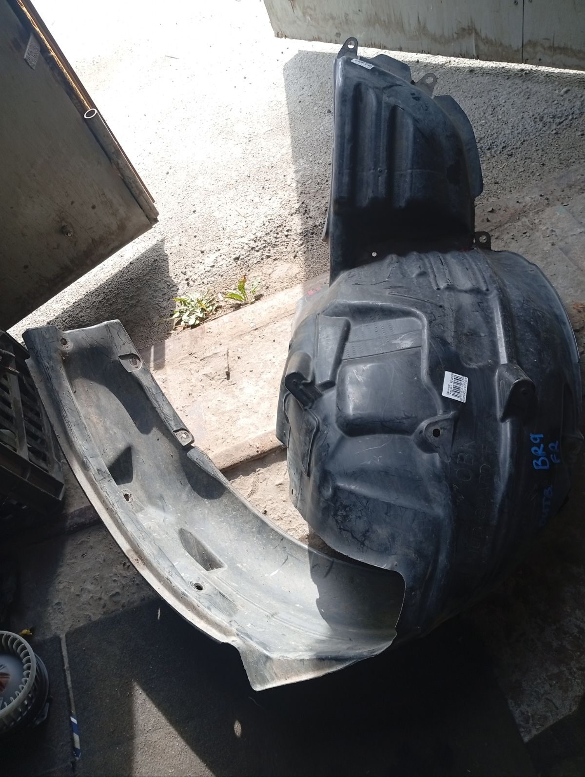 Подкрылок 59120AJ060 на Subaru Outback BR9 EJ25 Фото 7