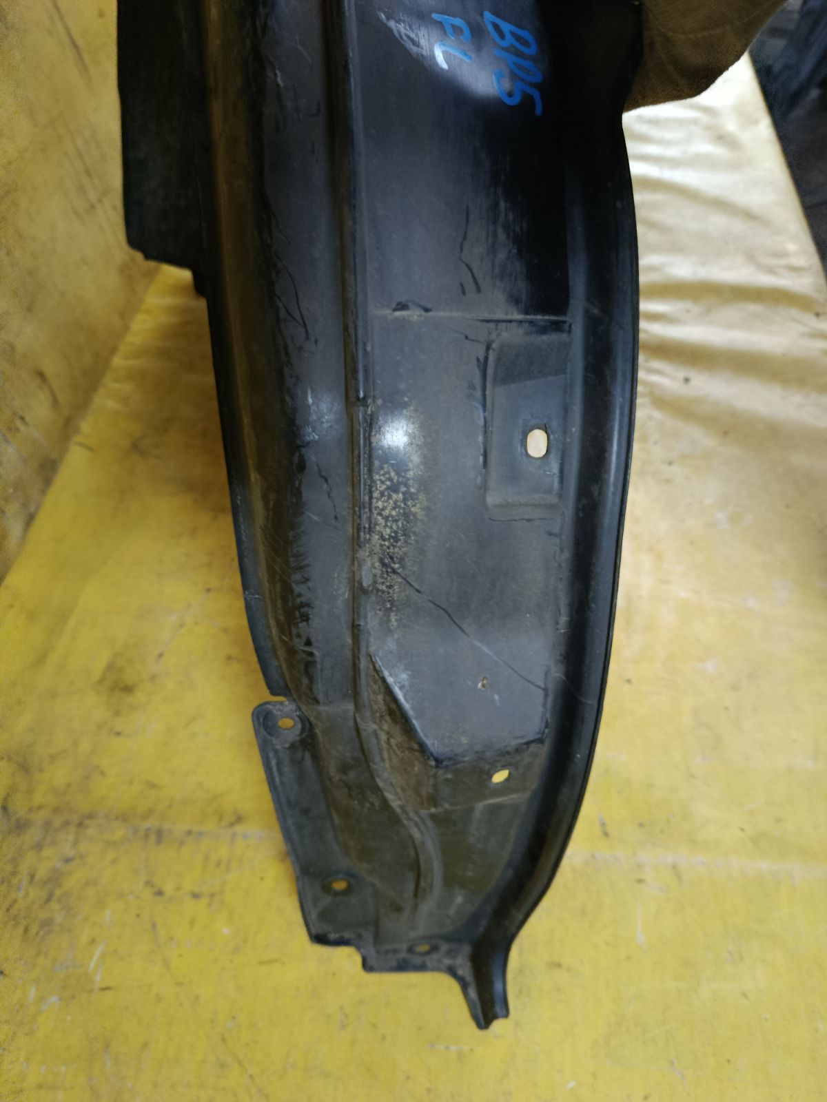 Подкрылок 59110AG011 на Subaru Legacy Wagon BP5 EJ20 Фото 4