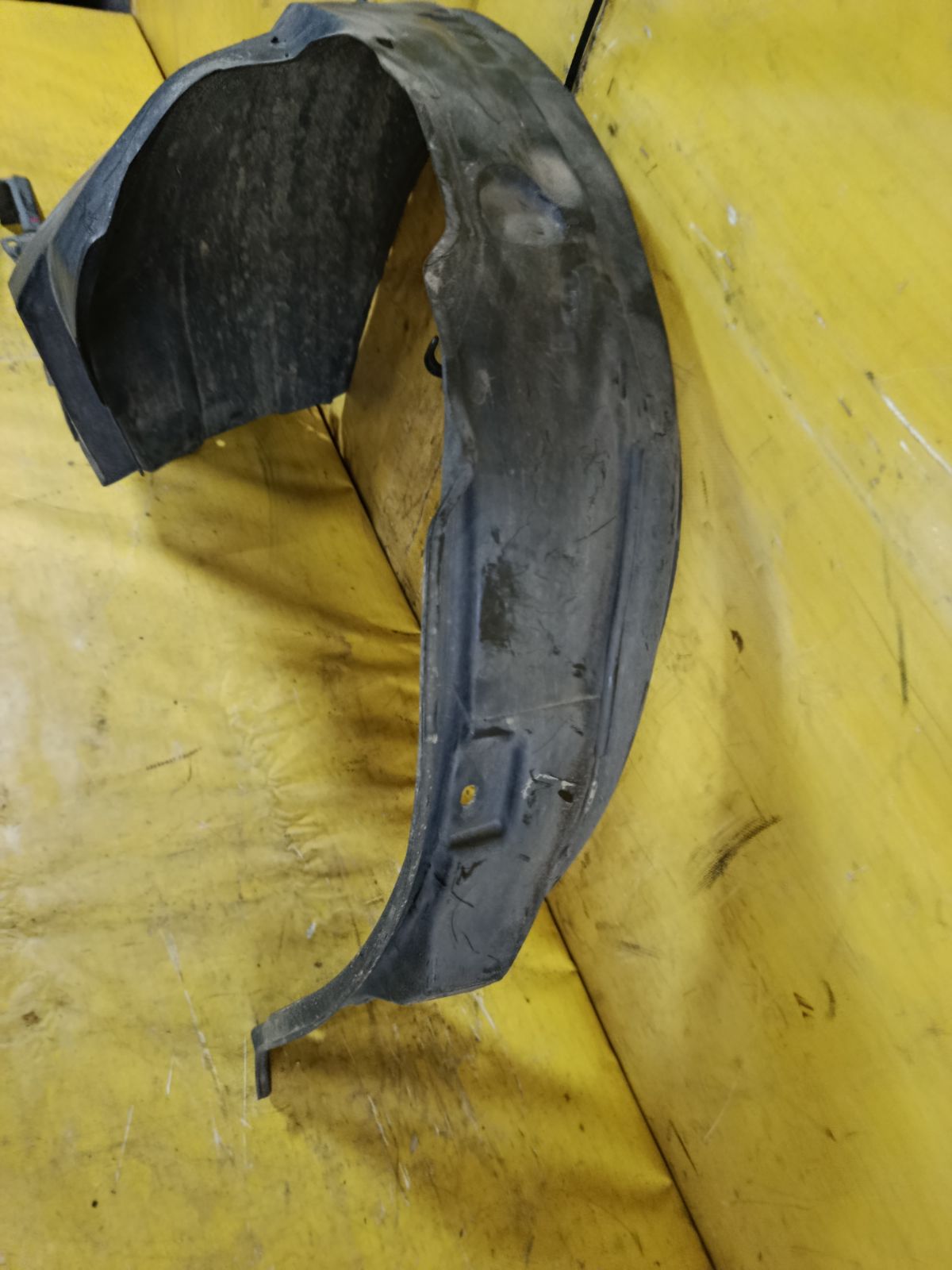 Подкрылок 59110AG001 на Subaru Legacy Wagon BP5 EJ20 Фото 3