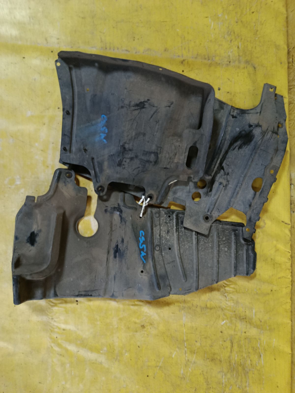 Защита двигателя MR539599, MR434771, MR434776 на Mitsubishi Lancer Cedia Wagon CS5W 4G93 Фото 3