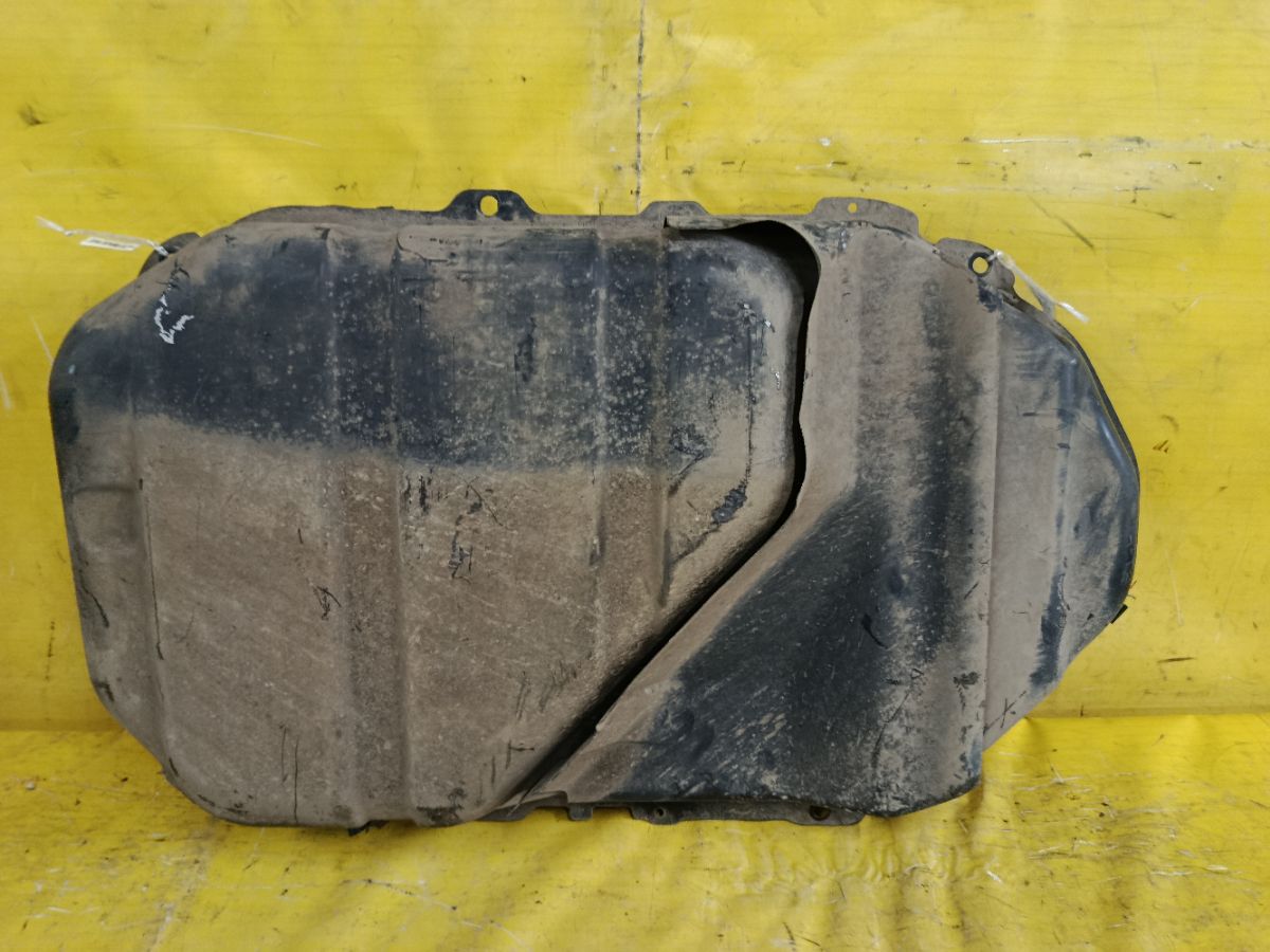 Бак топливный на Mitsubishi Lancer Cedia Wagon CS5W 4G93 Фото 2