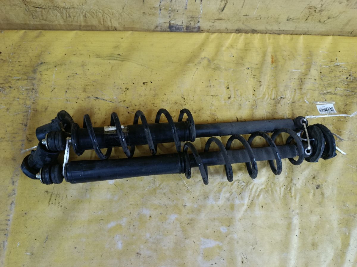Амортизатор 52610-T6G-J020-M1 на Honda N-Wgn JH1 Фото 1