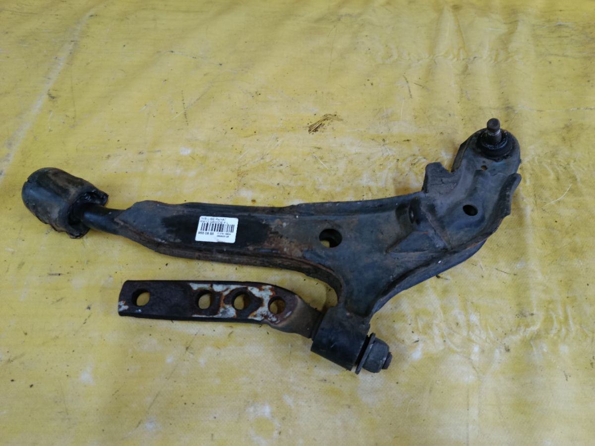 Рычаг 54501 WA000, 54501 WA600, 54501 WF100 на Nissan Liberty RM12 QR20DE Фото 1