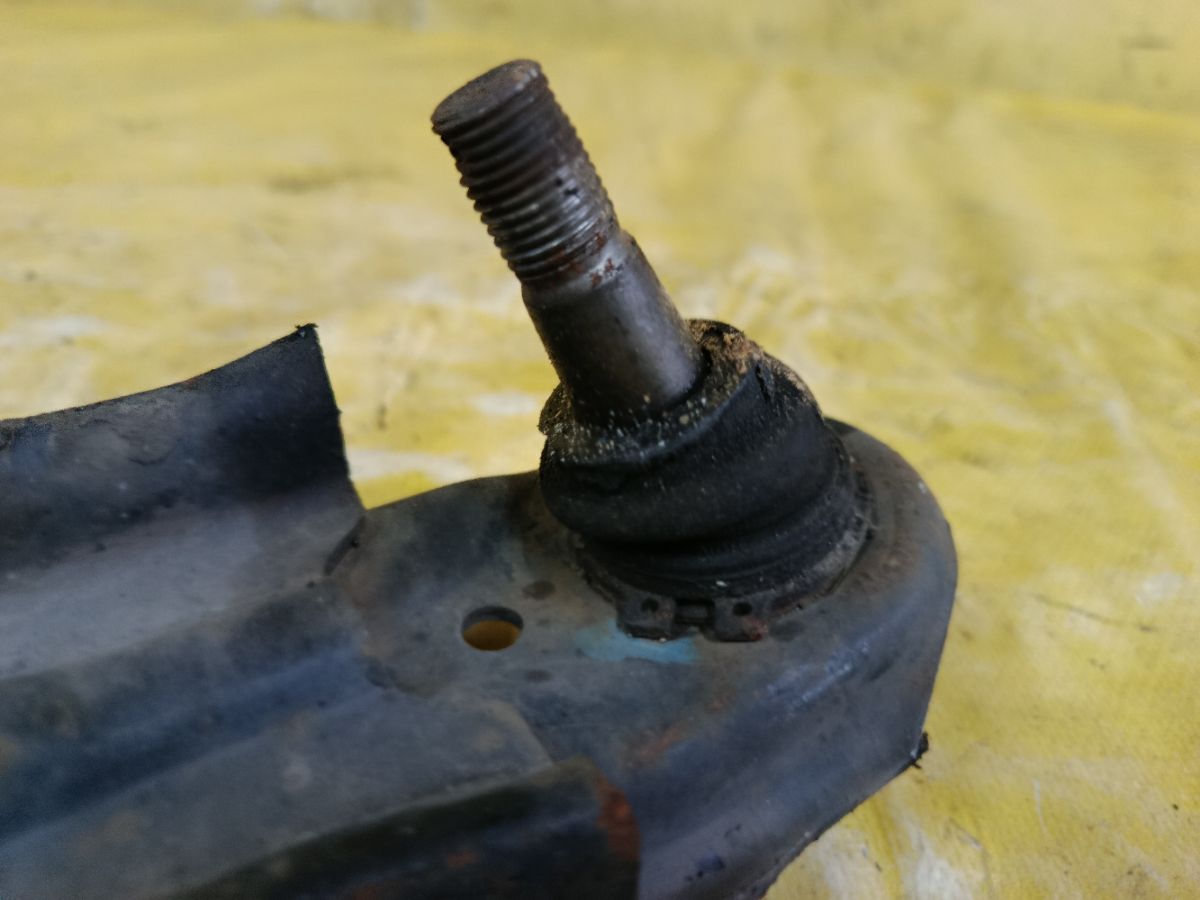 Рычаг 54501 WA000, 54501 WA600, 54501 WF100 на Nissan Liberty RM12 QR20DE Фото 2