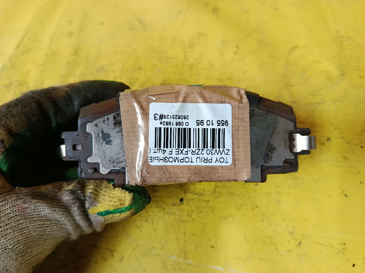 Тормозные колодки на Toyota Prius ZVW30 2ZR-FXE Фото 2