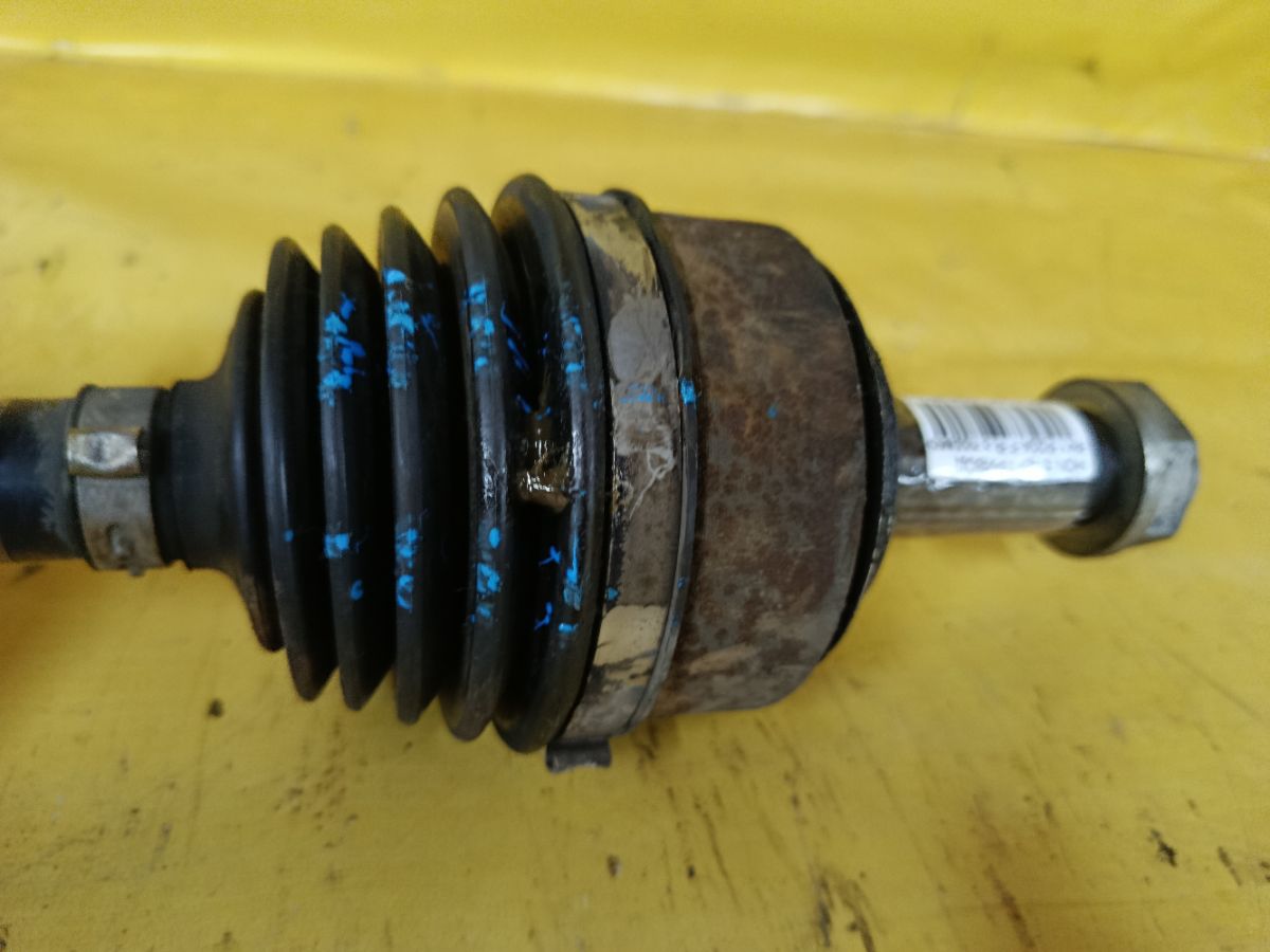 Привод на Honda Stepwgn RK1 R20A Фото 2