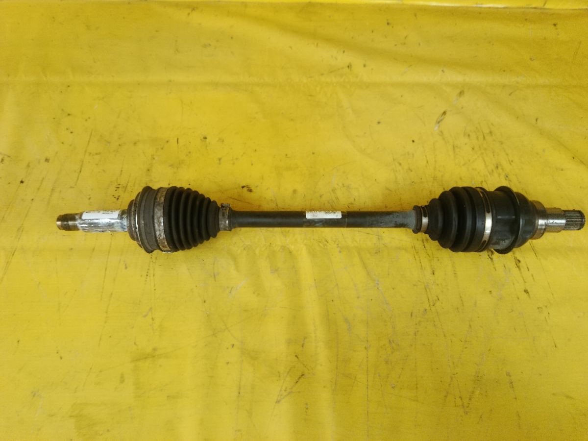 Привод на Toyota Pixis Mega LA700A KF-VE Фото 1