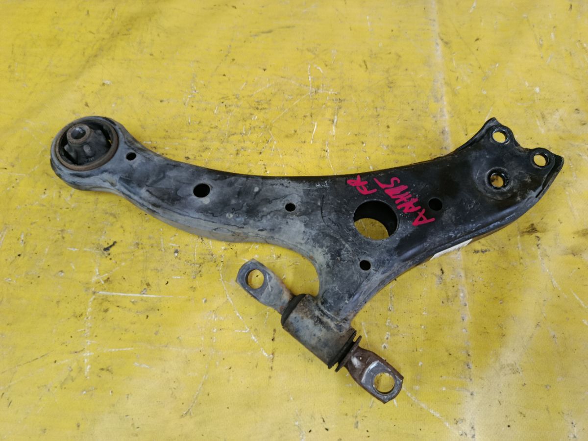 Рычаг 48068-58010, UQ-075-8402 на Toyota Alphard ANH15W 2AZ-FE Фото 3
