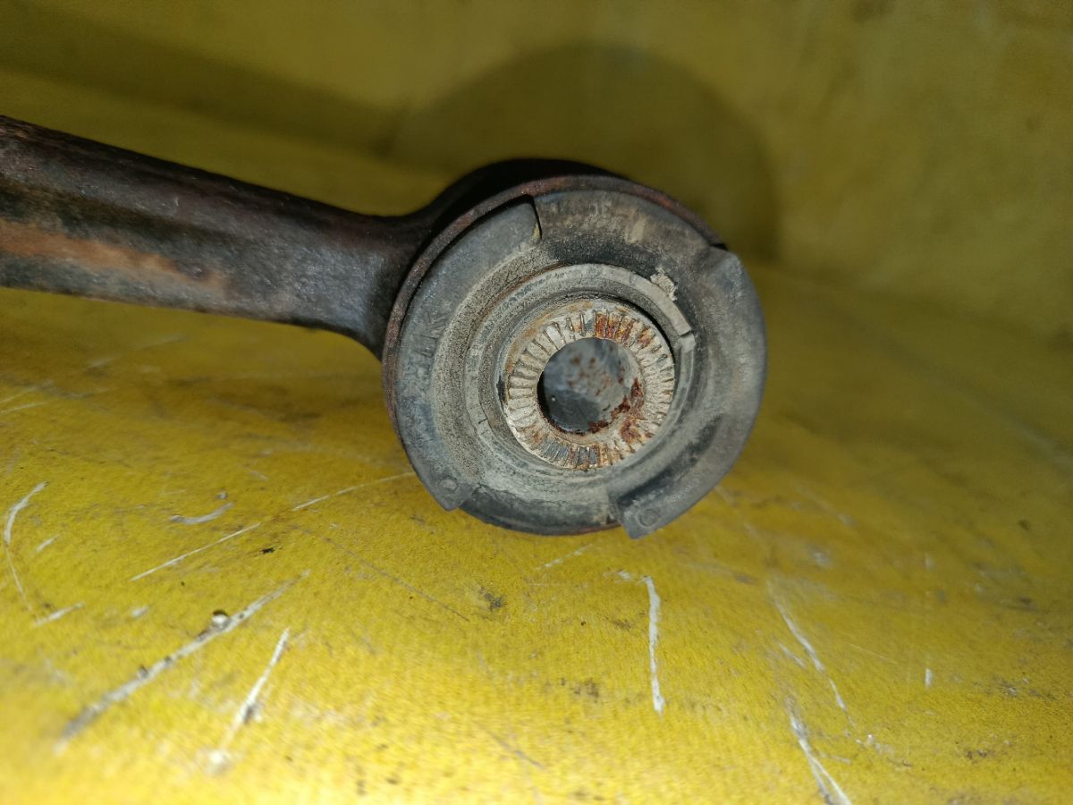 Рычаг 48069-22130, 48069-22140, UQ-075-3292 на Toyota GX100 1G-FE Фото 3