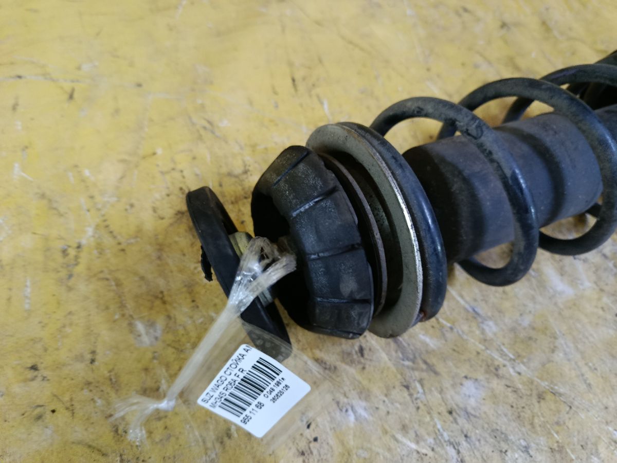 Стойка амортизатора на Suzuki Wagon R MH34S R06A Фото 2