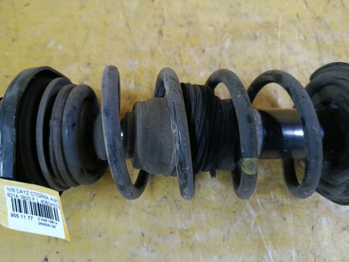 Стойка амортизатора 4060A507 на Nissan Dayz Roox B21A 3B20 Фото 2