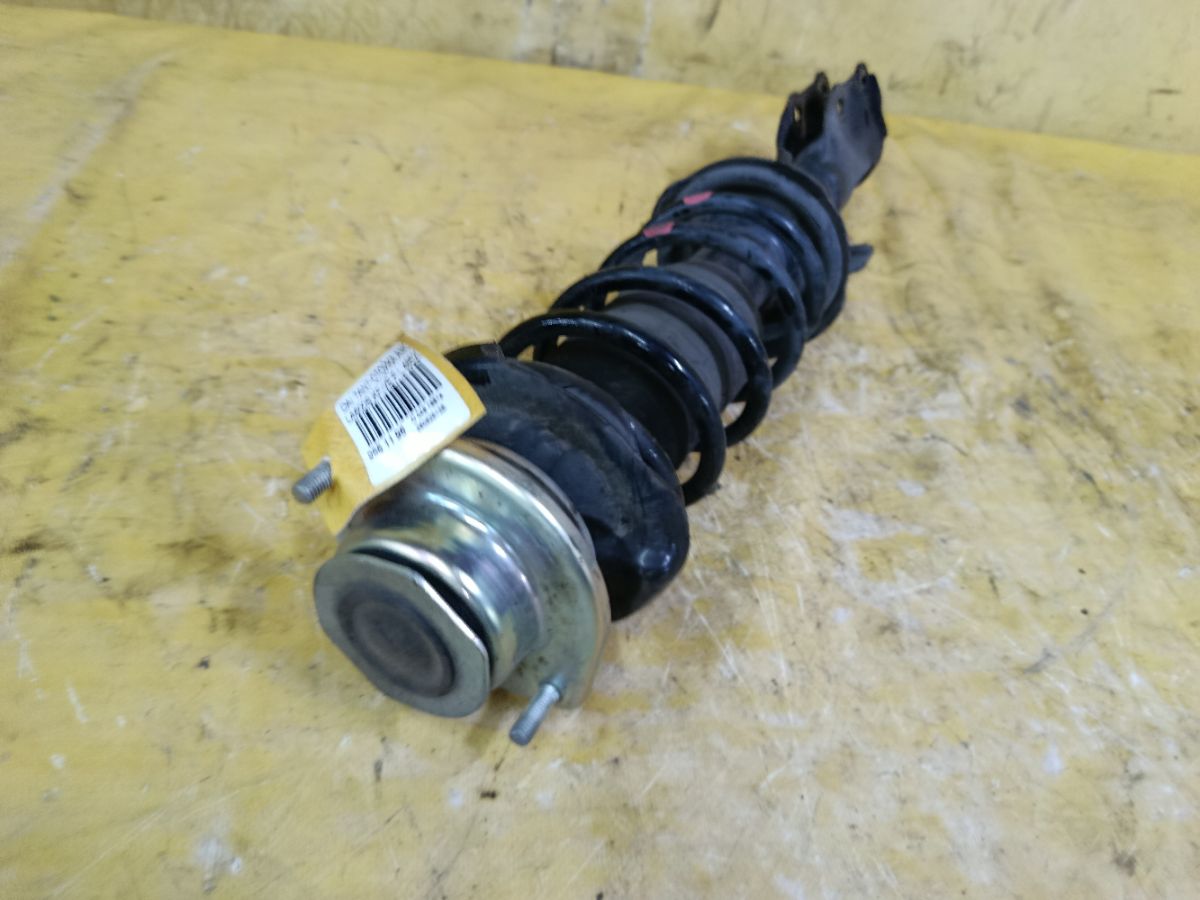 Стойка амортизатора 48520-B2D11 на Daihatsu Tanto LA600S KF-VE Фото 3