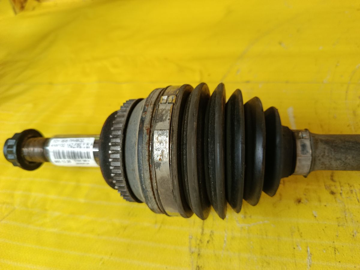 Привод 43410-42100 на Toyota Isis ANM10G 1AZ-FSE Фото 3