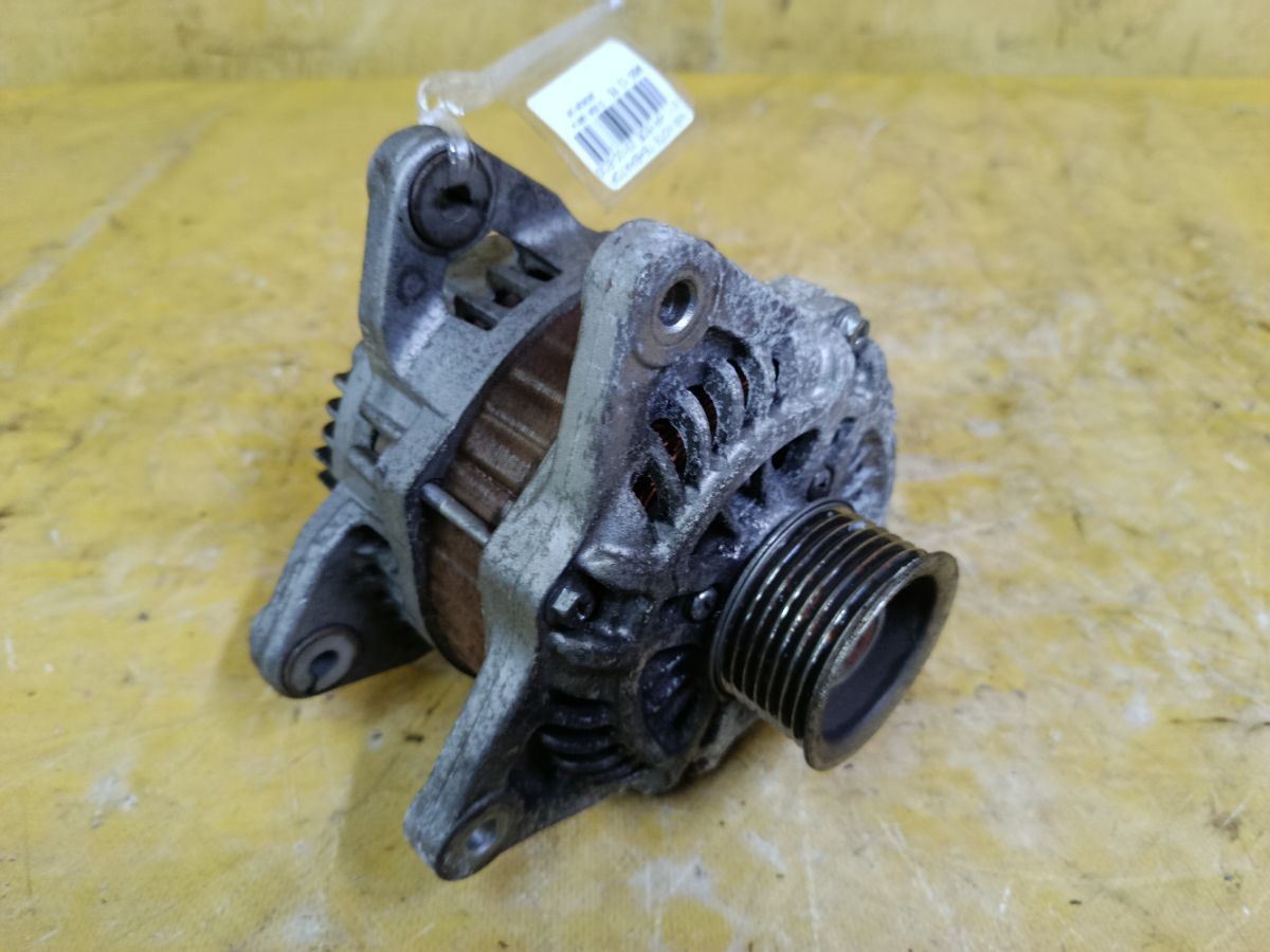 Генератор 23100-ED01A на Nissan Note E11 HR15DE Фото 1