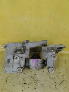 Подушка двигателя на Nissan Serena HC26 MR20DE Фото 2