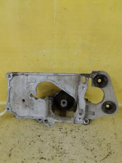 Подушка двигателя на Nissan Serena HC26 MR20DE Фото 3