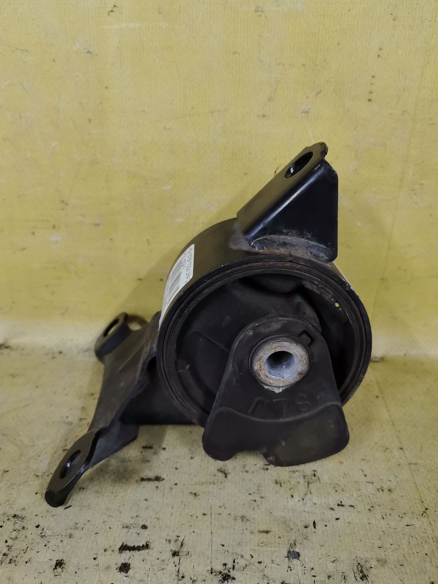 Подушка двигателя на Honda Stepwgn RG1 K20A Фото 1