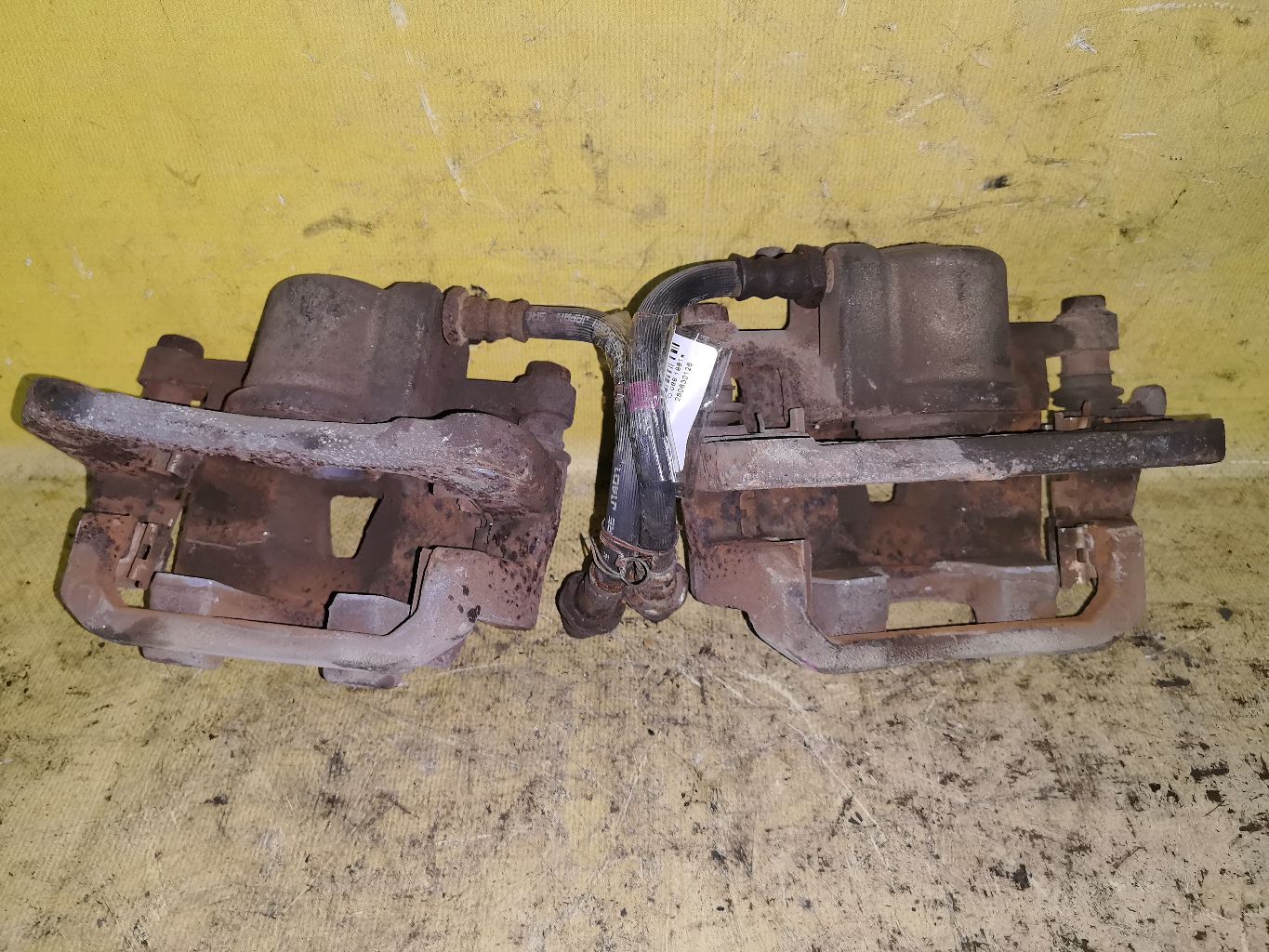 Суппорт на Toyota Noah ZRR70G 3ZR-FAE Фото 2