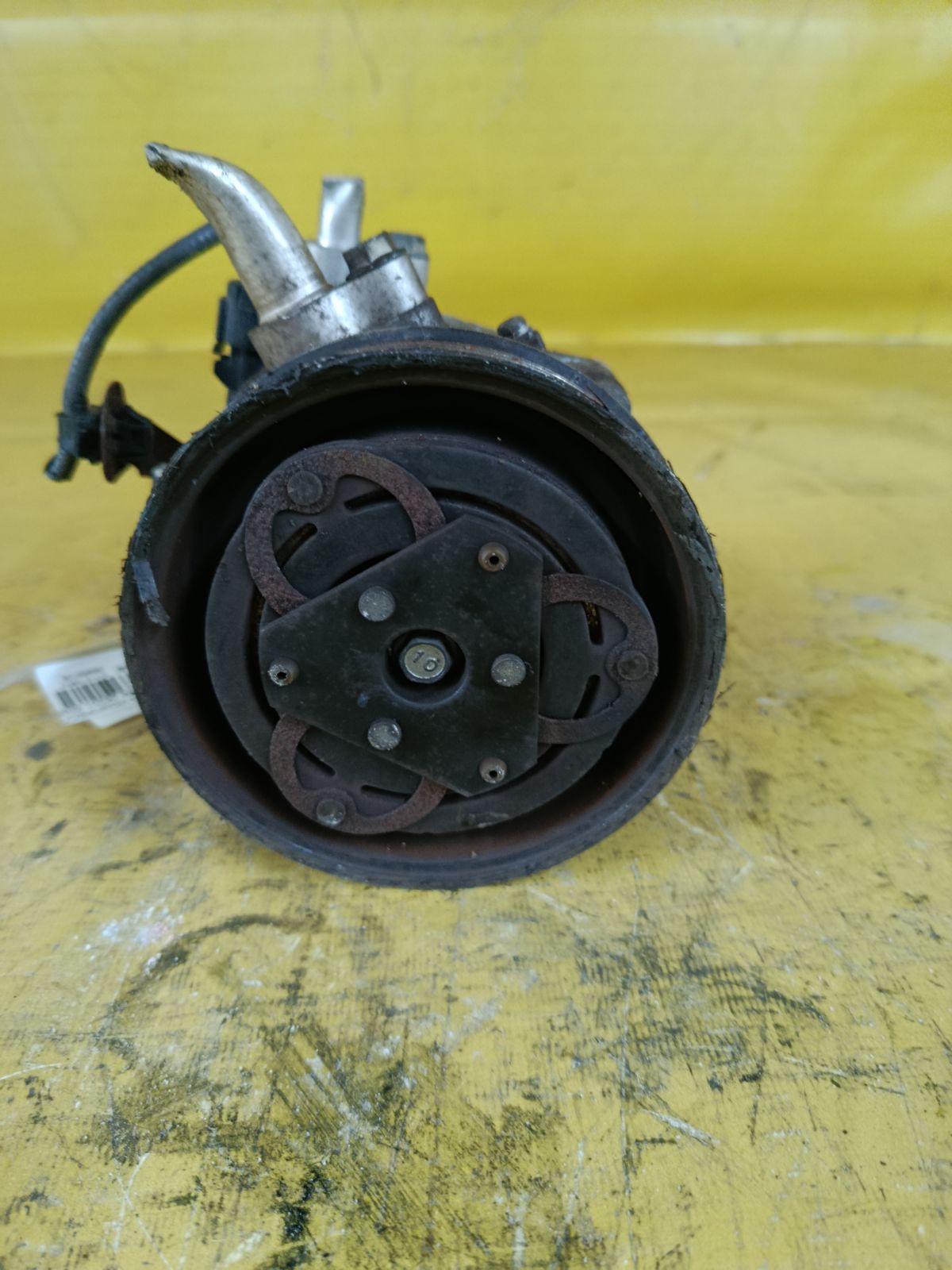 Компрессор кондиционера 95201-50M30 на Suzuki Wagon R MH34S R06A Фото 2