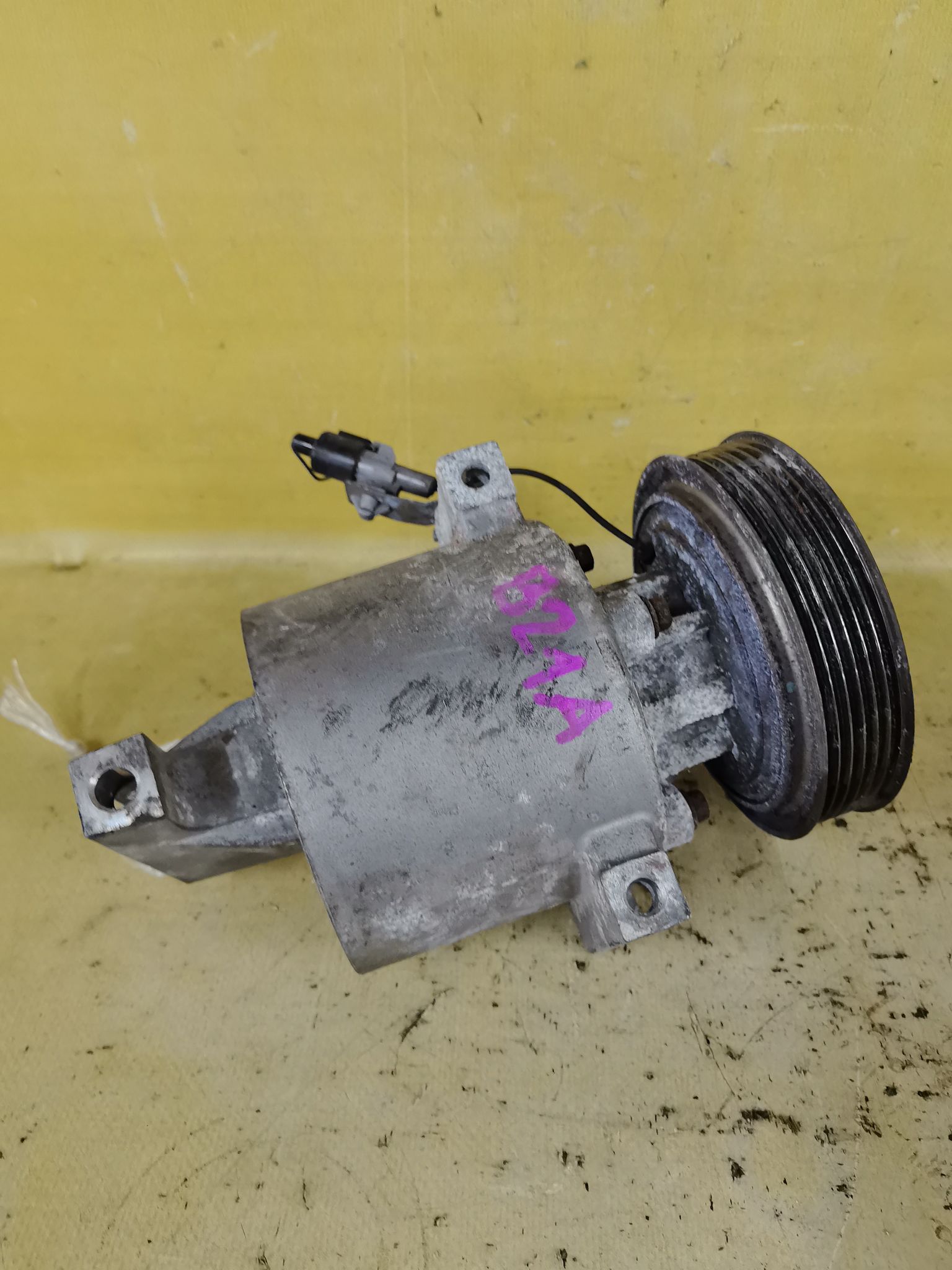 Компрессор кондиционера 7813A780 на Nissan Dayz Roox B21A 3B20 Фото 2