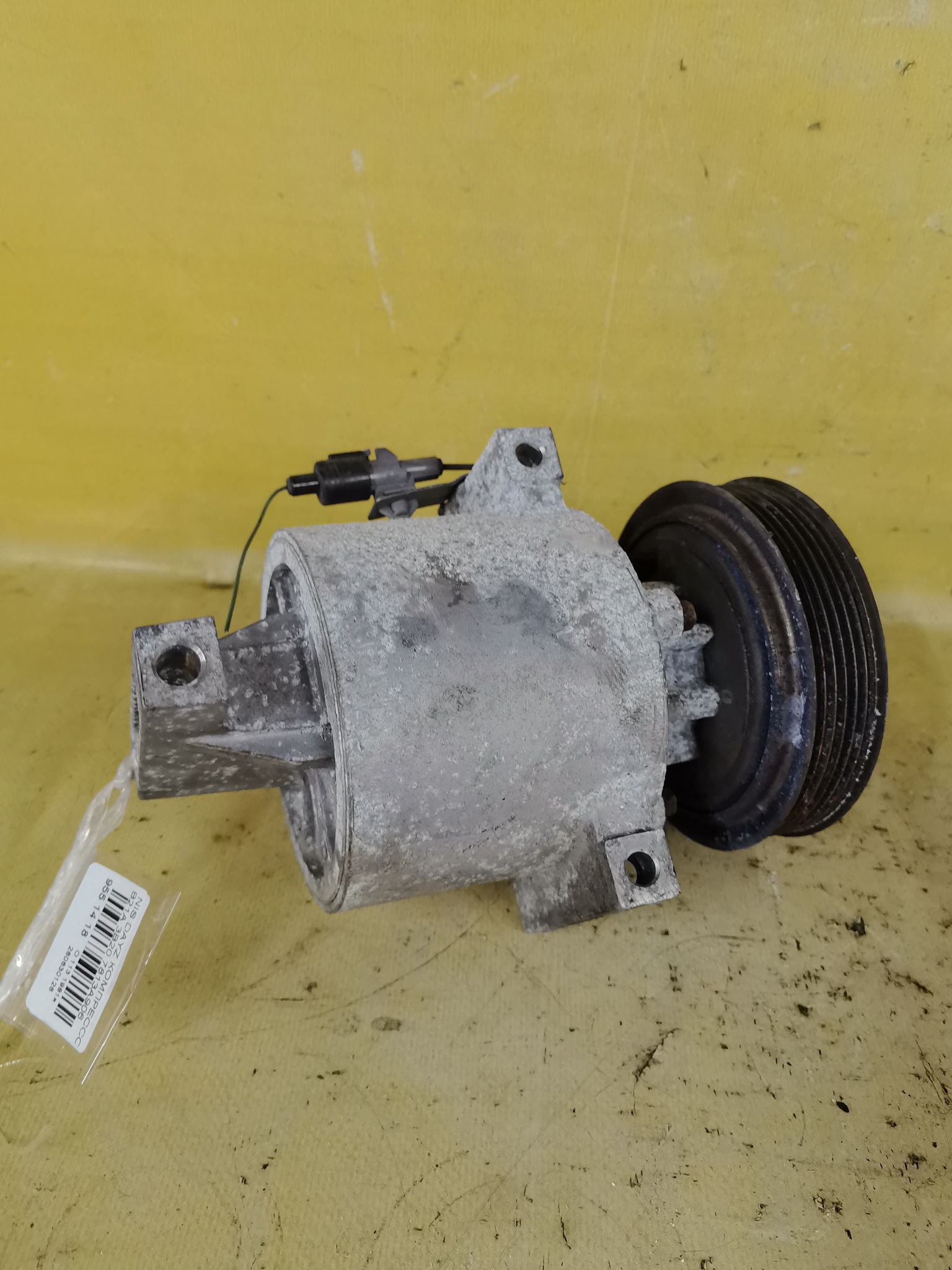 Компрессор кондиционера 7813A906 на Nissan Dayz Roox B21A 3B20 Фото 2