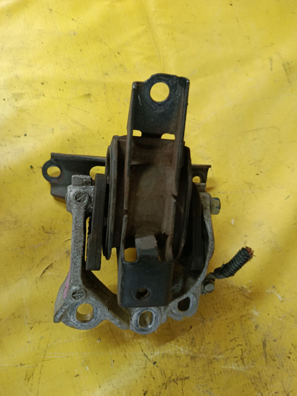 Подушка двигателя на Honda N-Wgn JH1 S07A Фото 2