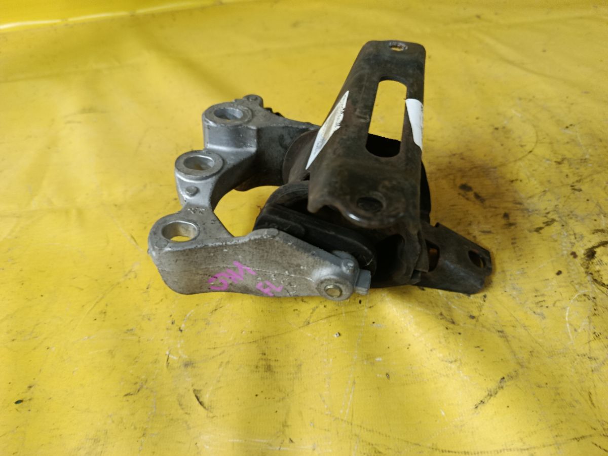 Подушка двигателя на Honda N-Wgn JH1 S07A Фото 3