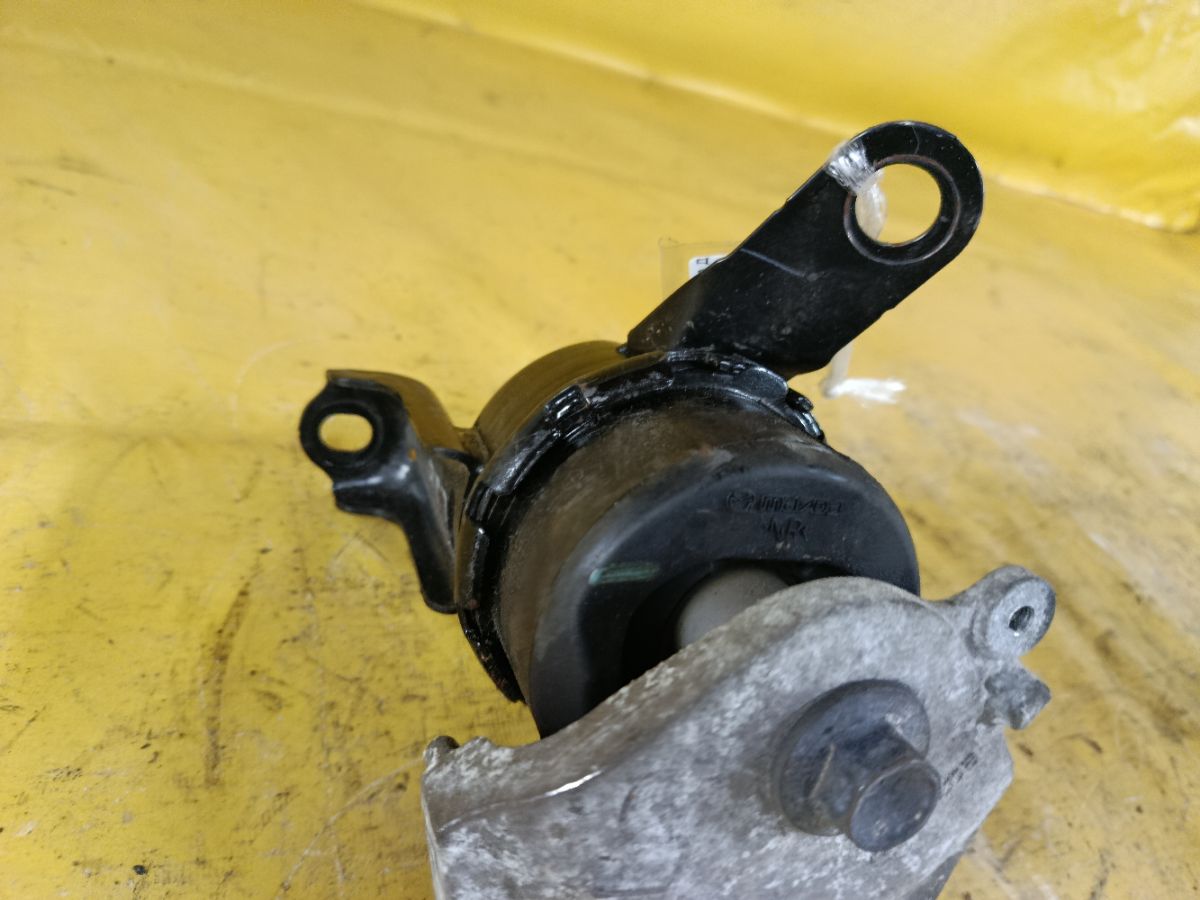 Подушка двигателя на Mazda Atenza Wagon GHEFW LF Фото 3