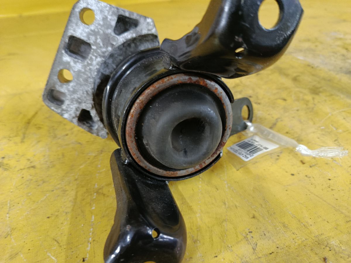 Подушка двигателя на Mazda Atenza Wagon GHEFW LF Фото 4
