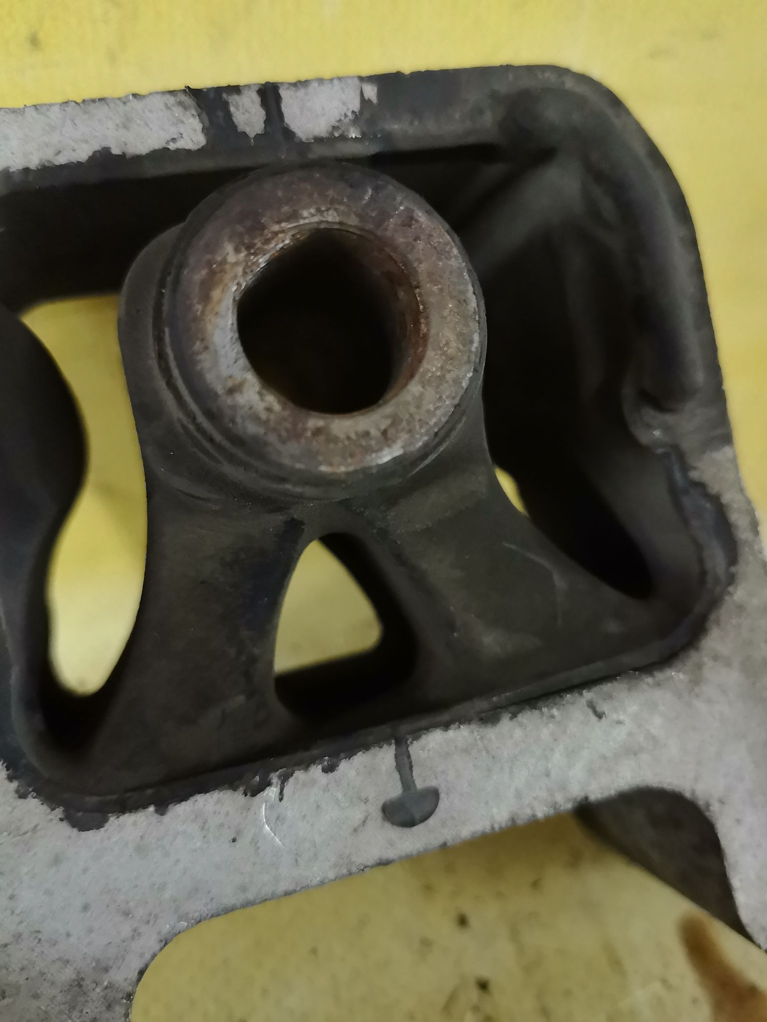 Подушка двигателя на Honda Stepwgn RG1 K20A Фото 3