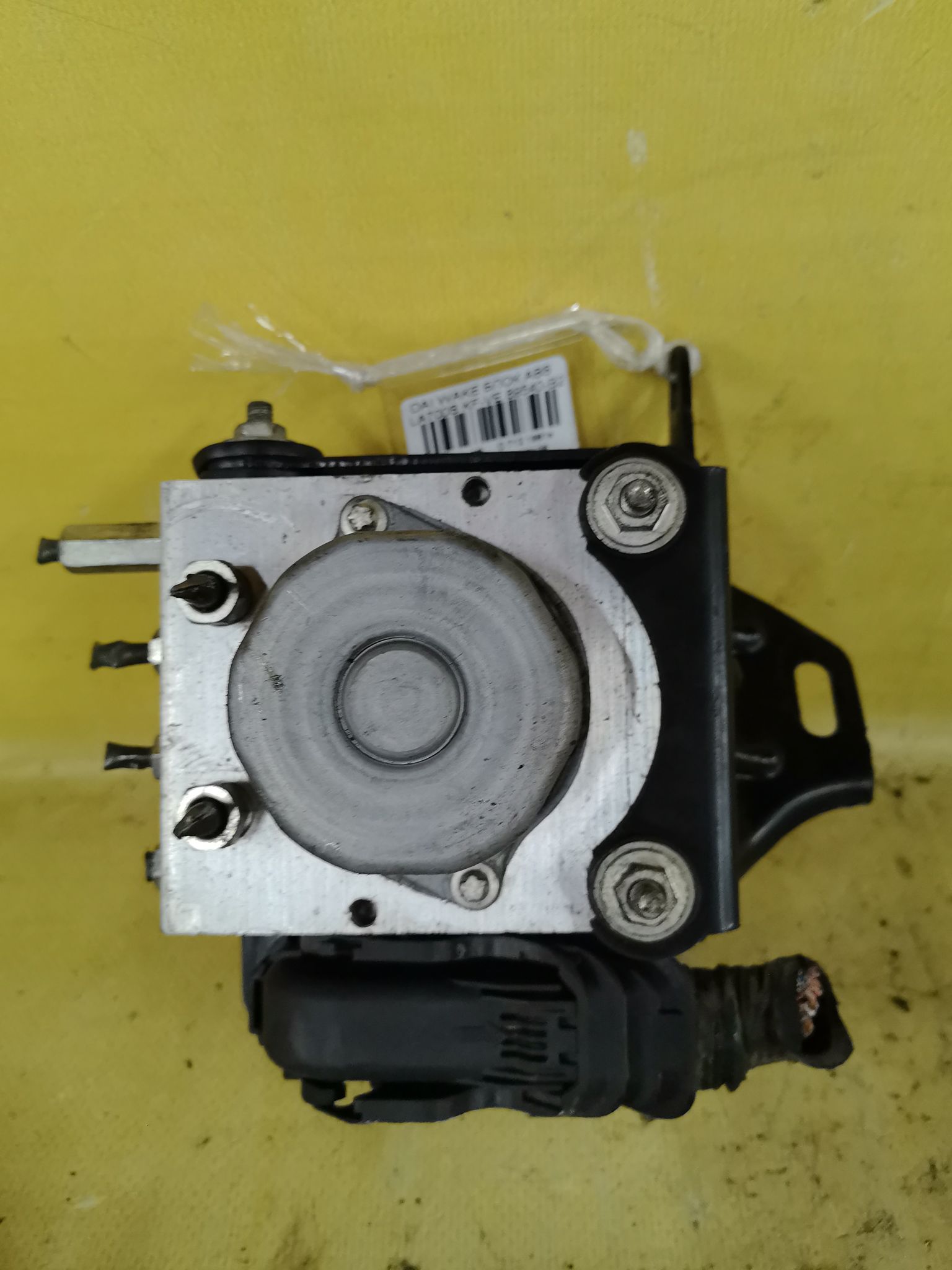Блок ABS 89540-B2J40, 44510-B2J70 на Daihatsu Wake LA700S KF-VE Фото 2