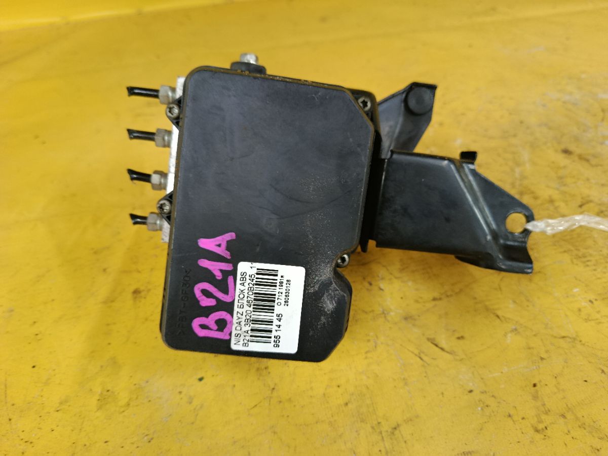 Блок ABS 4670B245, 116040-34590 на Nissan Dayz Roox B21A 3B20 Фото 1