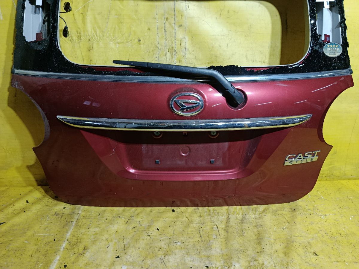 Дверь задняя на Daihatsu Cast LA250A Фото 4