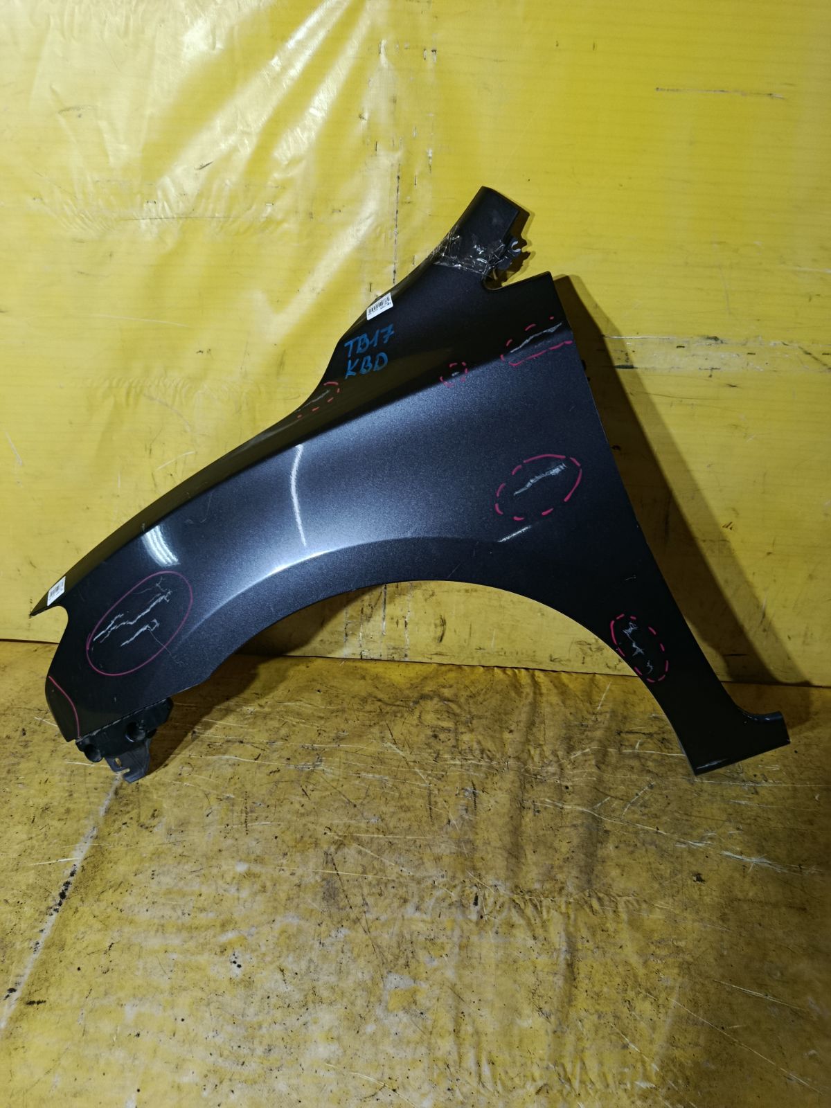 Крыло переднее на Nissan Sylphy TB17 Фото 1