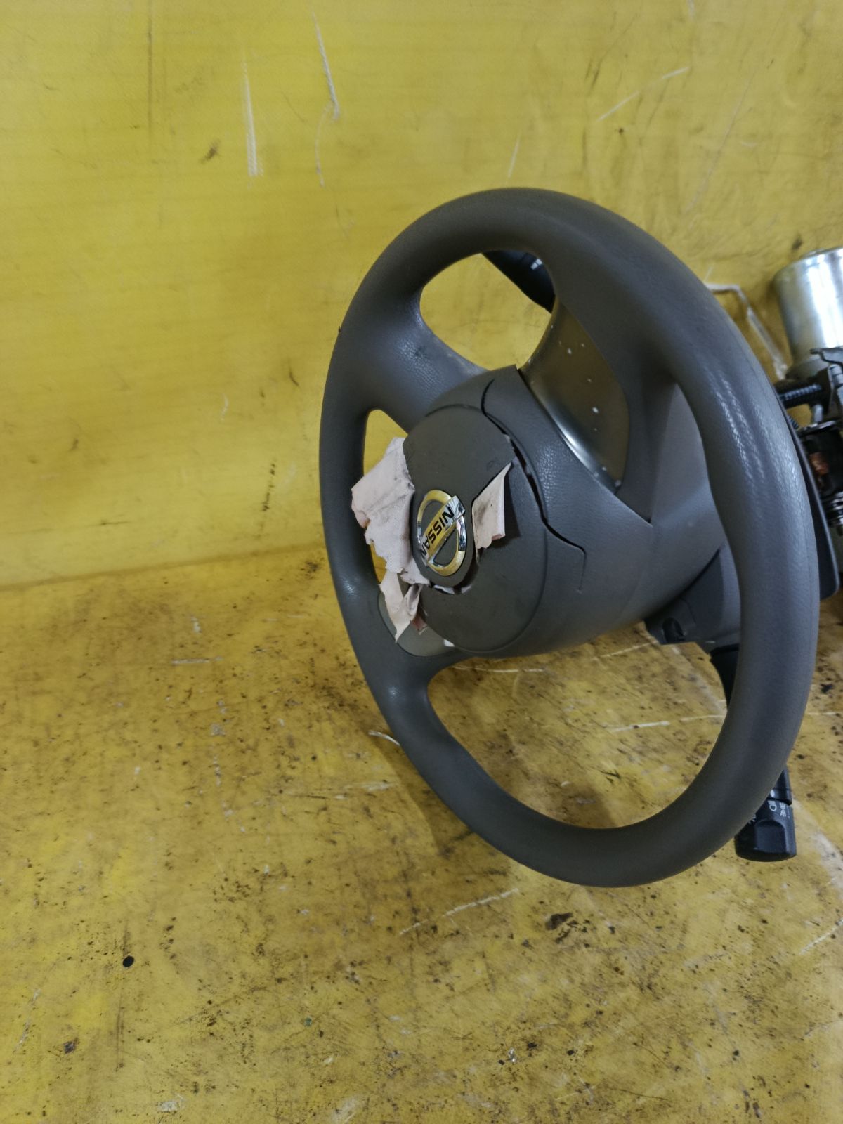 Рулевая колонка на Nissan March K13 Фото 3