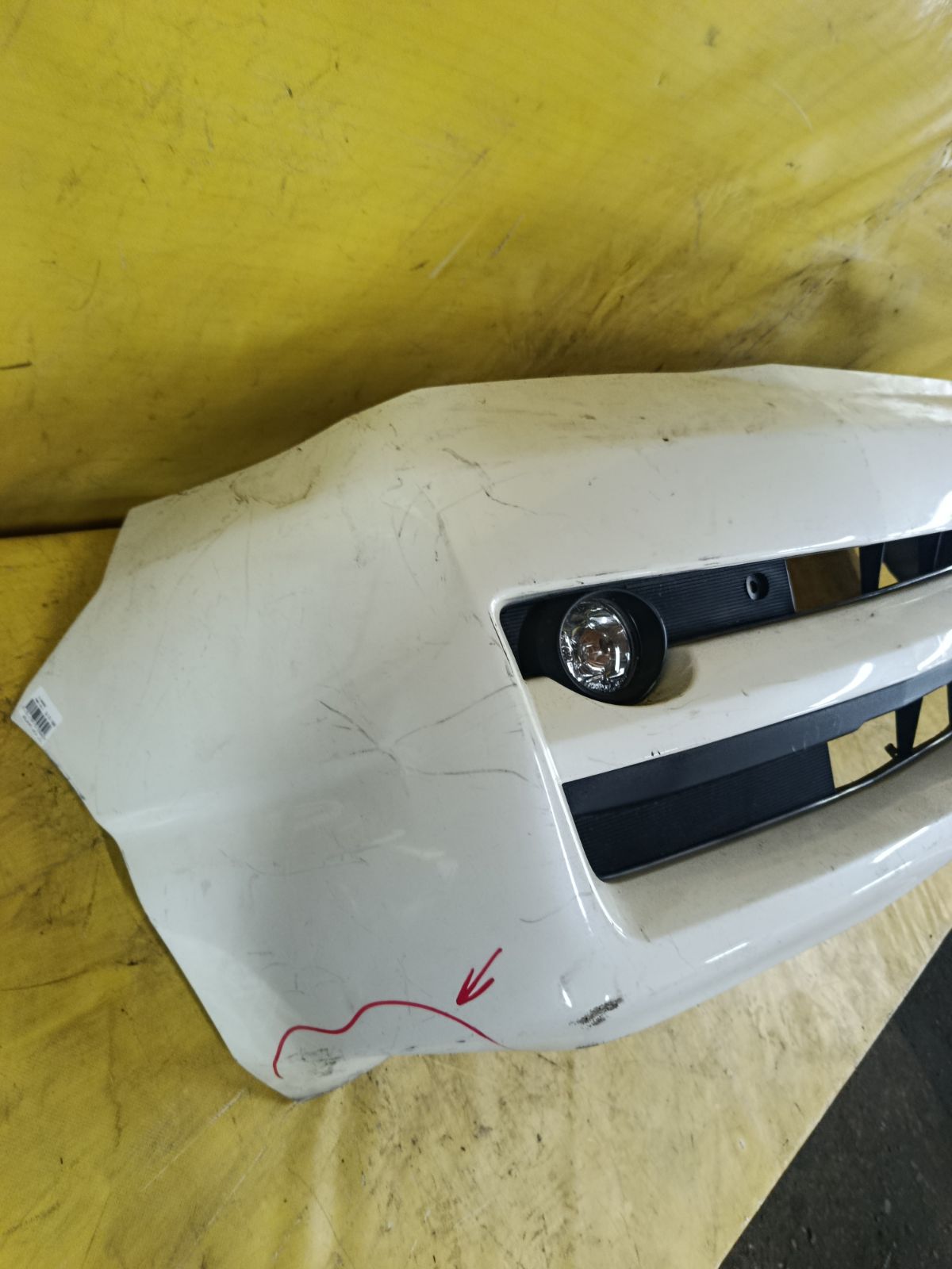 Бампер 52-040 52-040,52119-28A80 на Toyota Voxy AZR65G Фото 3
